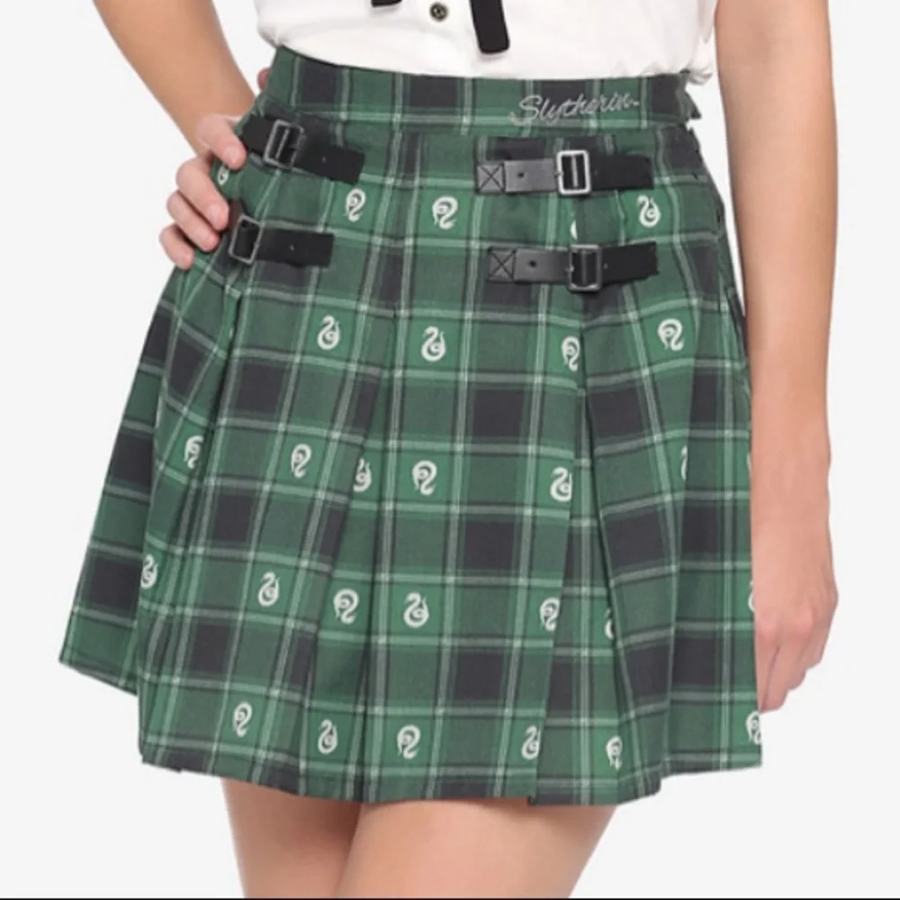 Hot Topic Harry Potter Sold Out Slytherine Gingham Skirt - Picture 1 of 6